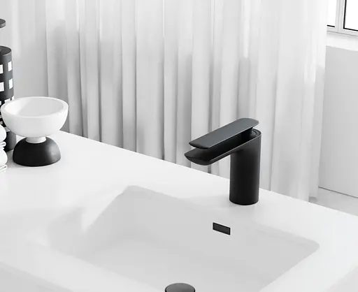 Змішувач для умивальника Kohlman Experience black matt низький QB100EB Чорний матовий - фото 2