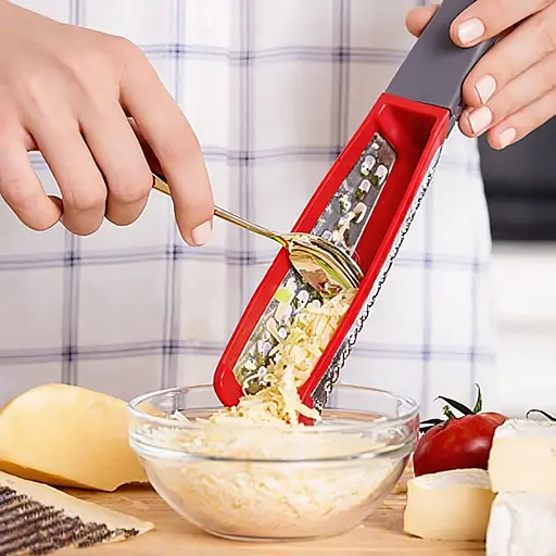 Тертка кухонна ручна двостороння для сиру шоколаду та цедри лимона з неіржавкої сталі 28.5 см Червоний 88143 - фото 3