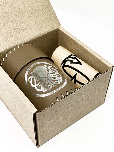 Настільна гра Планета Ігор Чаша для кубиків Ктулху (коричнева) (Dice cup Cthulhu brown) (pi-dc002) - фото 8