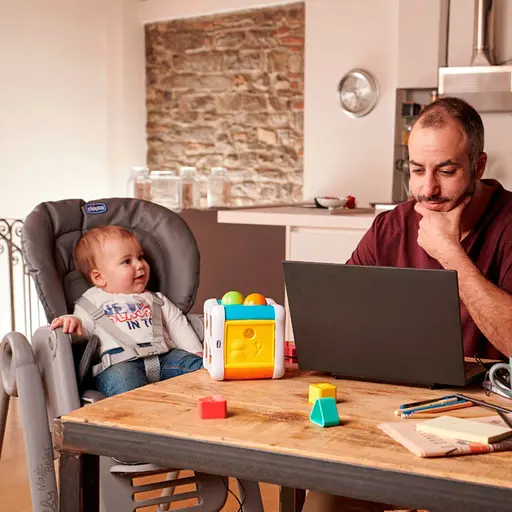 Игрушка-сортер 2 в 1 "Куб" Chicco 09686.10 с молоточком - фото 5