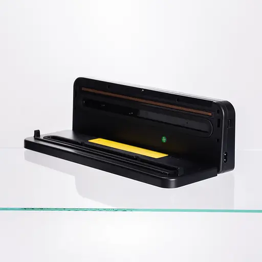 Вакууматор побутовий Yiwu для сухих та вологих продуктів 120 Вт вакуумний пакувальник + 10 пакетів у подарунок Чорний HP-11-14 - фото 5