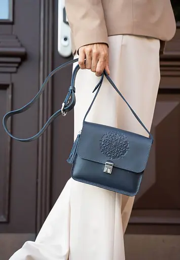 Шкіряна жіноча бохо-сумка Лілу темно-синя - фото 2