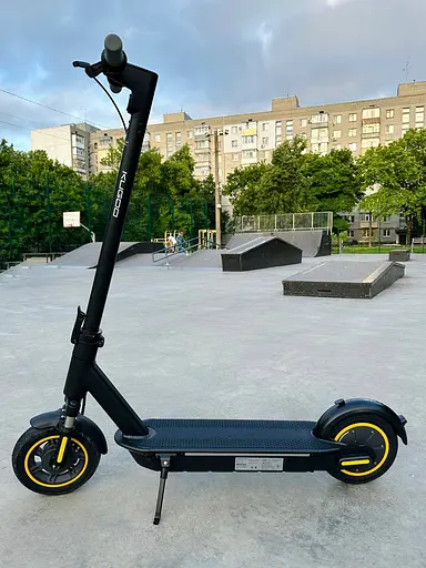 Электросамокат KUGOO G30 PRO Max 600W 18Ah Black| раскладной с усиленным передним амортизатором (модель 2025) - фото 2