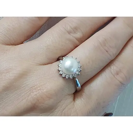 Срібне кільце TOP Silver з перлами і фіанітами. 9510165Б 19 - фото 2