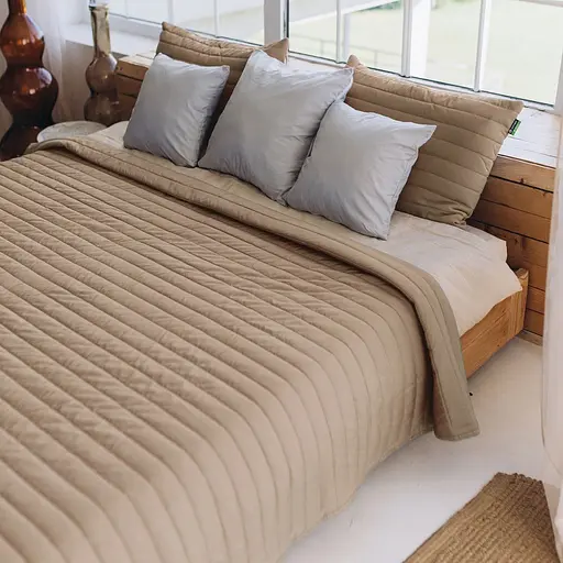 Набір Sonex Nassau: покривало двостороннє 240х220 см + наволочка 70х50 см 2 шт. коричневий (SO102517)