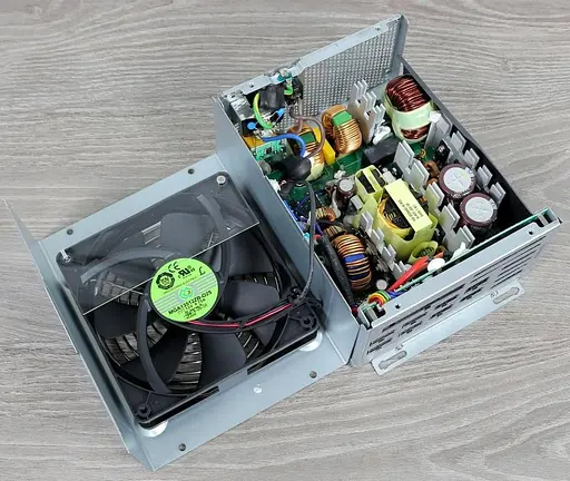 Блок живлення FSP 1200W 80+ GOLD (FSP1200-50AAG) Б/в - фото 6