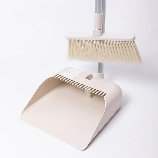 Набір для прибирання Yiwu щітка та совок з довгою ручкою 82 см  бежевий HP-45-15BE - фото 3