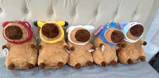 Детский набор Игрушка плед Капибара в костюмах мягкая игрушка с пледом для детей - фото 6