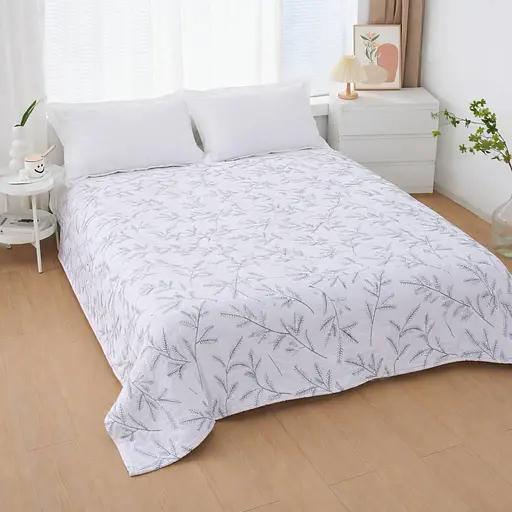 Муслиновое покрывало 210x250 см с ботаническим принтом, плед на двуспальную кровать, домашний текстиль, белое с серыми веточками - фото 1