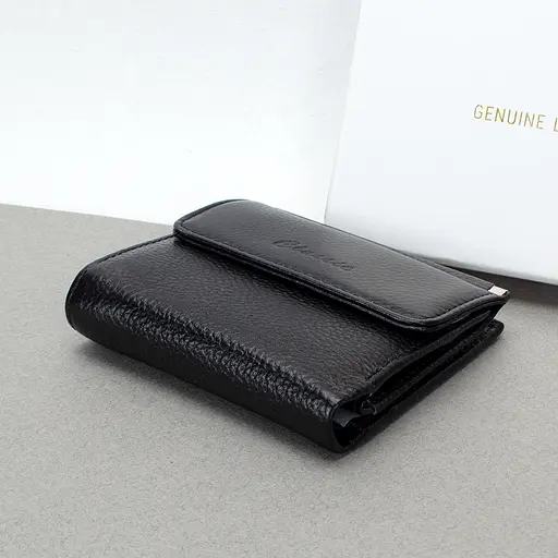 Жіночий шкіряний гаманець Classic 8848A-15 на кнопці чорний - фото 4