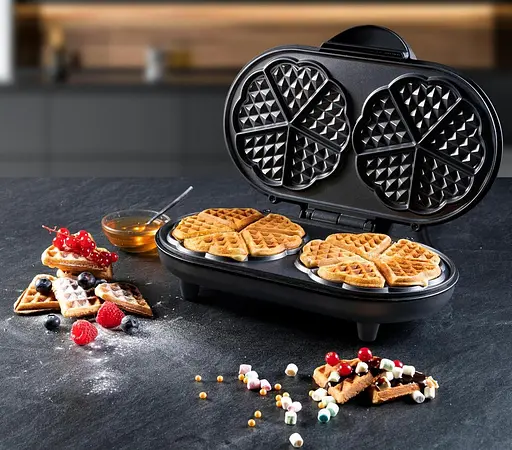 Подвійна вафельниця Bestron ADWM1000BL для класичних вафель у формі серця, вафельниця у формі серця з світлом для випічки - фото 3