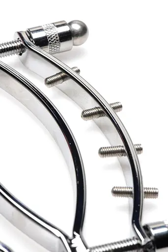 Зажим для половых губ Master Series Spread'Em Poker Vagina Clamp with Adjustable Pressure Screws - фото 4