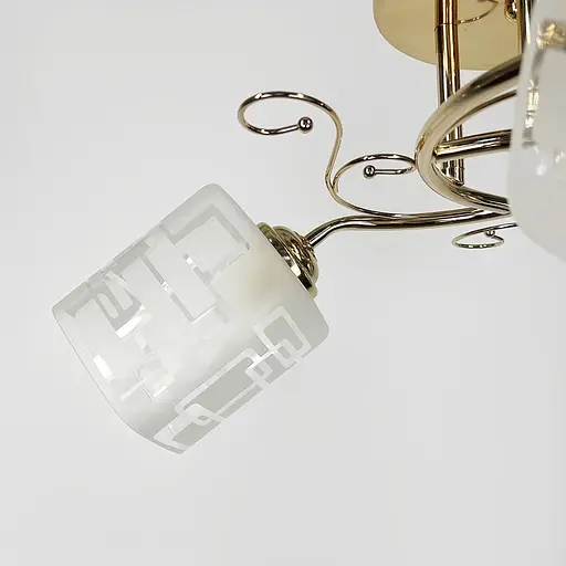 Золота люстра на 3 матових плафони з узором Ø 45 см | Арт. 2286/3B FGD | Line F - фото 2