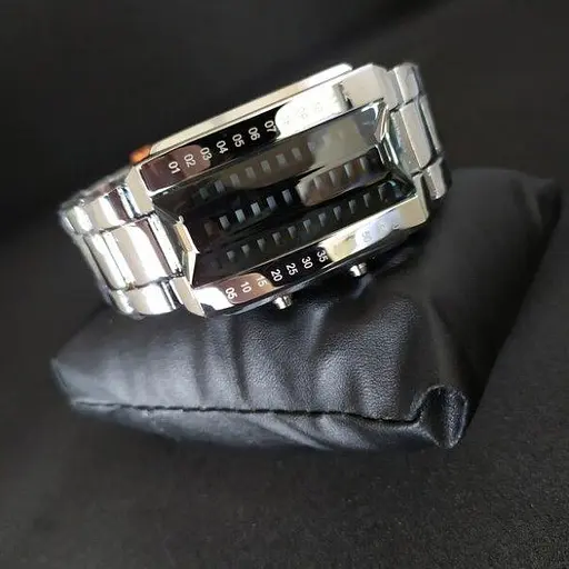 Чоловічий наручний годинник Skmei Iron Сріблястий - фото 5