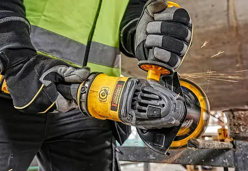 Аккумуляторная болгарка DeWalt с АКБ и ЗУ DCG418T2 - фото 4