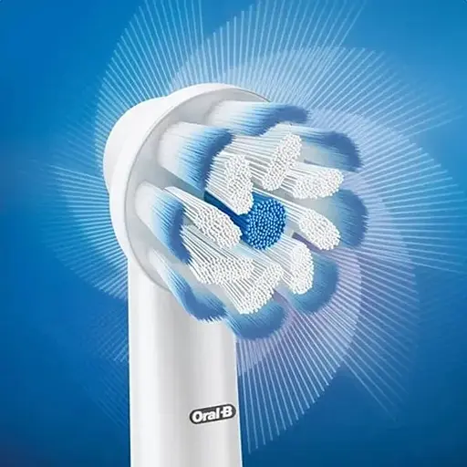 Електрична зубна щітка Oral-B PRO 700 UltraThain з пульсуючою голівкою і вбудованим таймером - фото 3
