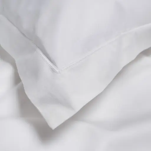 Простирадло на резинці з наволочками Lotus Home Dakota Modern сатин Рremium 180х200 см біле (svt-2000022346399) - фото 2