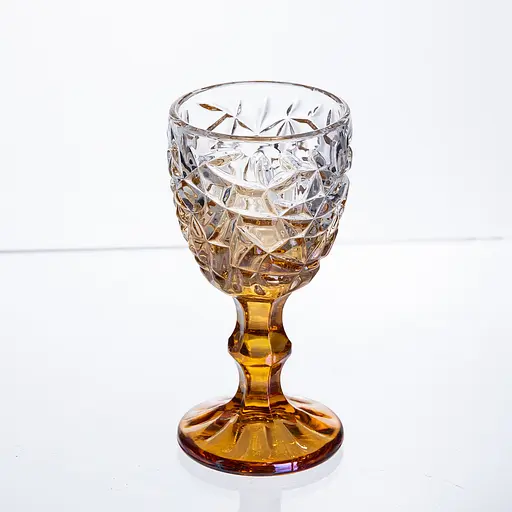 Набір чарок на ніжці 6 штук 50 мл для горілки наливки подарункові чарки скляні Yiwu HP-19-194 - фото 2