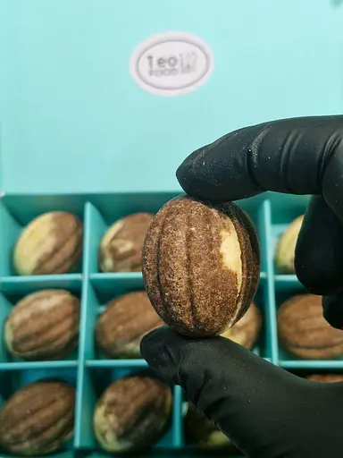 Набор орехов Орео 12 шт. в упаковке - фото 4