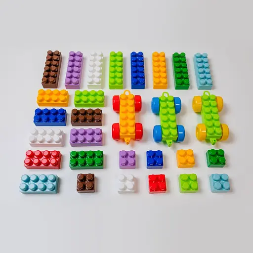 Дитячий набір "Граємось та навчаємось" 04660/2 в наборі стіл, стілець, конструктор - фото 5