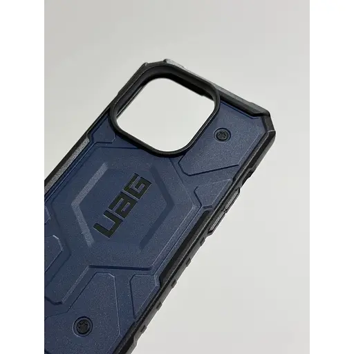 Оригинальный противоударный чехол UAG Pathfinder MagSafe для iPhone 14 Pro (6.1") Mallard 114054115555 - фото 7