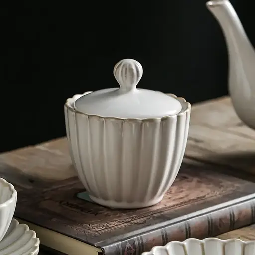 Керамічна цукорниця Lene Bjerre серії Camille 250 мл Біла - фото 2