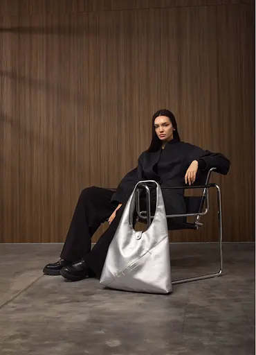 Женская сумка Sambag HOBO M серебро 35 х 40 х 8 см (53200003) - фото 5