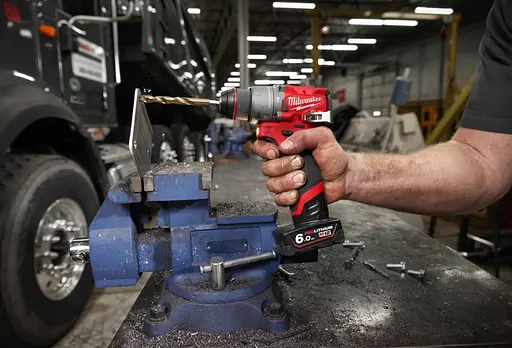 Набір із двох акумуляторних інструментів Milwaukee M12 FPP2A2-402X акб М12 2х4 А/год ЗП C12C кейс - фото 5