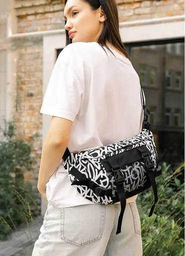 Большая женская поясная сумка бананка Sambag DynamicDart принт "Graphity" 38×21×7 см (80411715) - фото 5