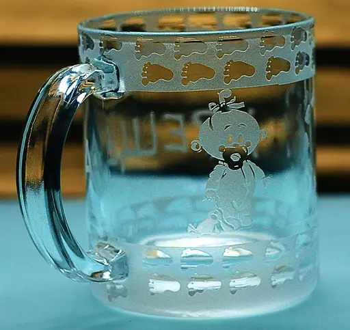 Подарункова чашка для чаю кави 320 мл з гравіюванням напису майбутній Хрещеній - фото 3