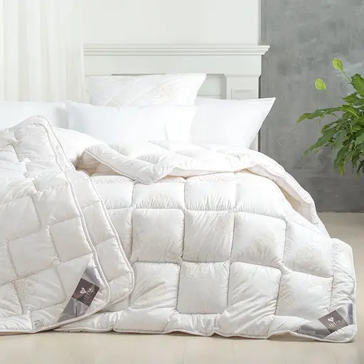 Ковдра Ideia 4 Сезона зима-літо Антиалергенне волокно Дві ковдри троянда 155х210см (8-9503*002) - фото 2