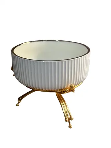 Керамическое блюдо 1568 G для сервировки с декоративной подставкой 16 см - фото 1