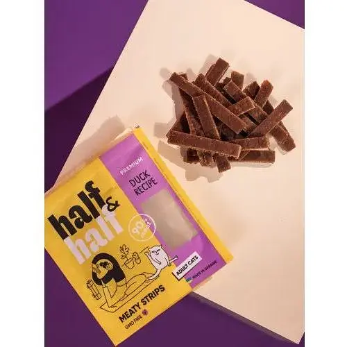Лакомство для кошек Half&Half в форме мясных полосочек с уткой 50 г - фото 2