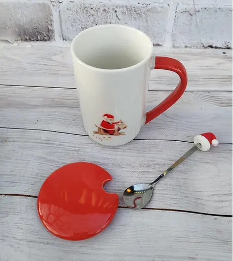 Кружка новогодняя Olens 8030-293-2 Рождественское утешение с крышкой и ложкой керамика 430мл Белая - фото 3