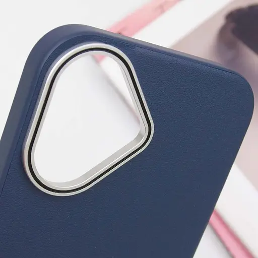 Чохол SGP PC+Leather with MagSafe для Apple iPhone 16, 6.1 Blue - фото 4