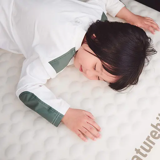 Матрац автомобильный кемпинговый двухместный Naturehike CNK2450WS010, 197х134х6,5 см светлый со встроенной помпой для надува - фото 9