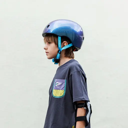 Захисний шолом Micro розмір M неохромовий синій (AC2288BX) - фото 7