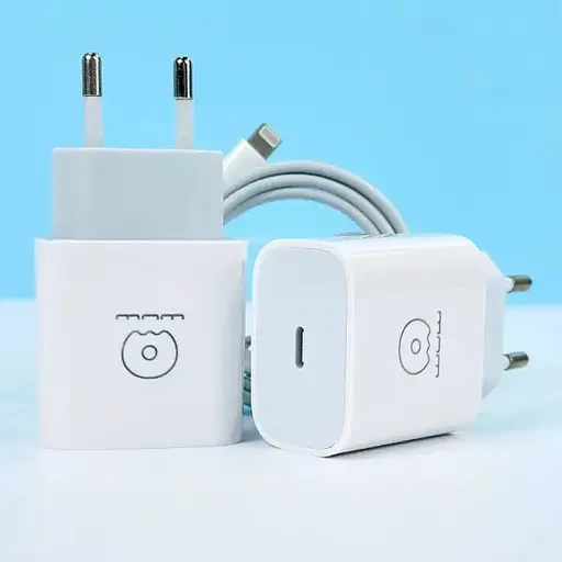 Зарядный адаптер блок на 2 выхода WUW-C193 PD20W+PD20W Charger USB C + USB C white - фото 2