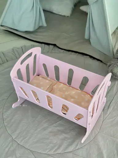 Іграшкове ліжечко для ляльок з постількою (Рожева) - фото 7