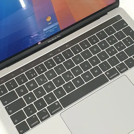 Ноутбук Apple MacBook Pro 13" A1989 (C02YJ0ZUJHD2) (i5-8259U/8/256SSD) - Class A- - фото 3