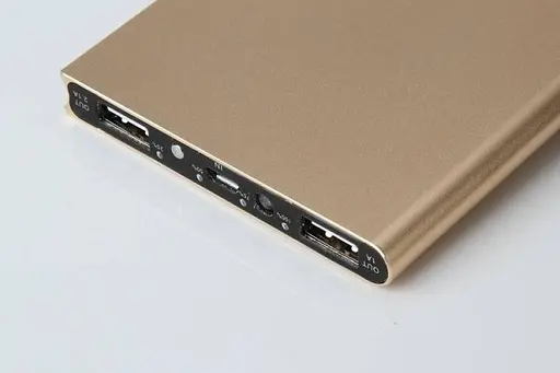 УМБ павербанк Power Bank 20000 mAh с фонариком LVR 018 Gold (17691) - фото 6