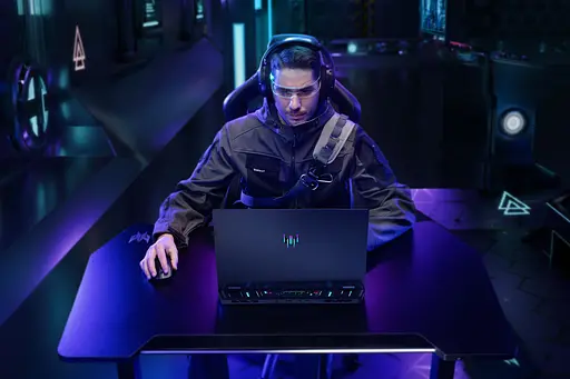 Ноутбук Acer Predator Helios 16 PH16-73 16" OLED Intel U9-275HX 64GB F2TB NVD5090-24 Win11P чорний - фото 4