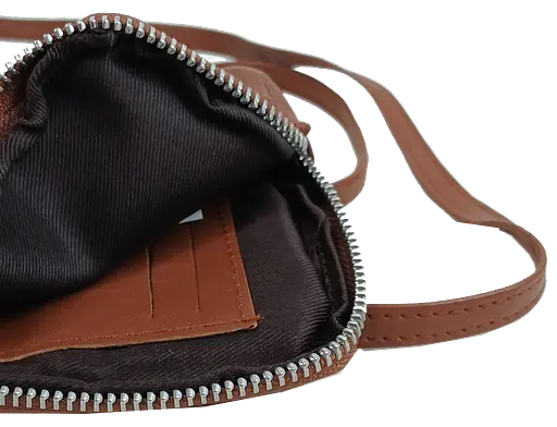 Невелика шкіряна сумка для телефону UP2 Fashion коричнева sum0028776 - фото 10