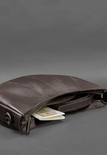 Шкіряна жіноча сумка Круасан Краст темно-коричнева - фото 3