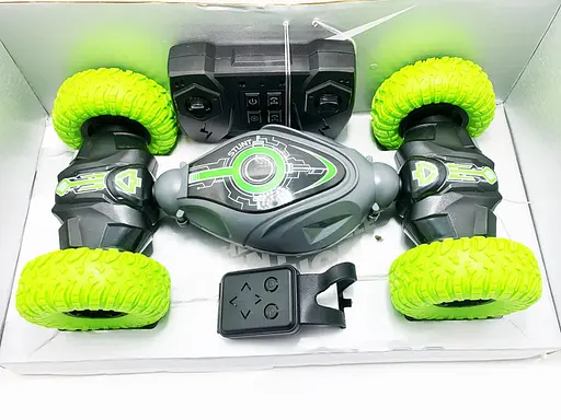 Машина на радіокеруванні MHZ 3688 G 137 A підсвічування звук обертається на 360° 2 пульти на руку і пульт в коробці Зелений - фото 5