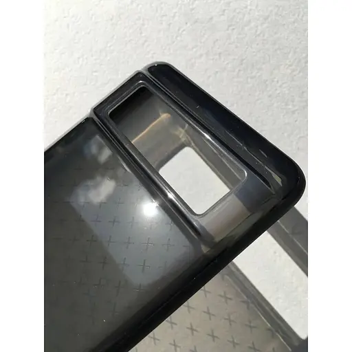 Оригинальный противоударный силиконовый чехол Tech21 Evo Check для Google Pixel 6a (6.1") Black (T21-9488) - фото 5