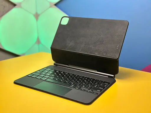 Чехол-клавиатура Apple Magic Keyboard для iPad Pro 11" 1th-4th / iPad Air 4th-5th / iPad Air 11" M2 Black (LL/A) Б/У [146425] - фото 5