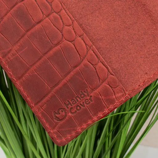 Обложка на паспорт, загранпаспорт кожаная Handycover 0054 красная рептилия - фото 4