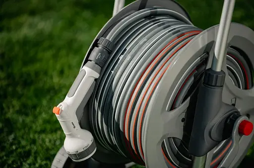 Металевий візок зі шлангом Bradas WHITE LINE 1/2" 50 м та аксесуарами комплект для поливу SILVER PRO SET (WL-AG33350SET1) - фото 3