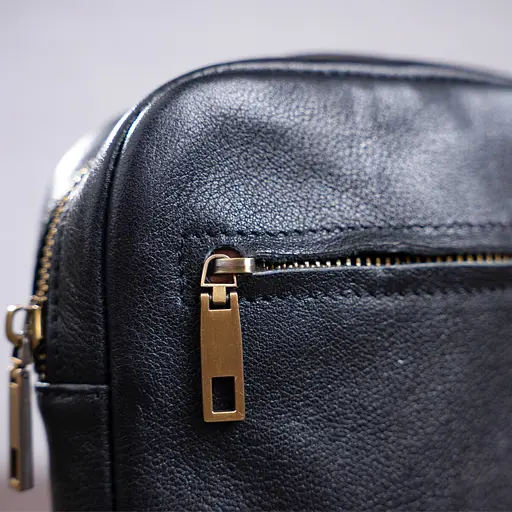 Сумка кожаная мужская SHVIGEL 20х14,5х4 см sum0012787 - фото 7